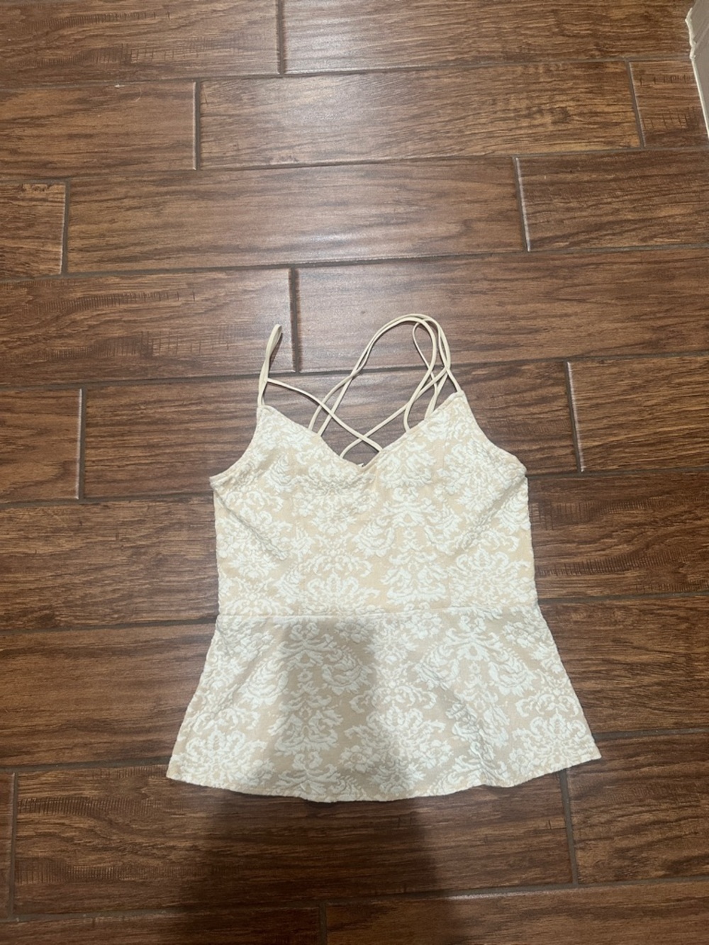 BKE red cream tank top size small